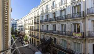 Sale Apartment Madrid