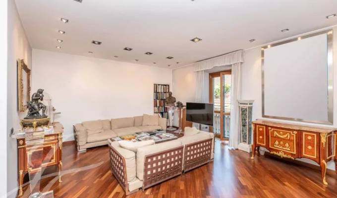 Sale Apartment Milano