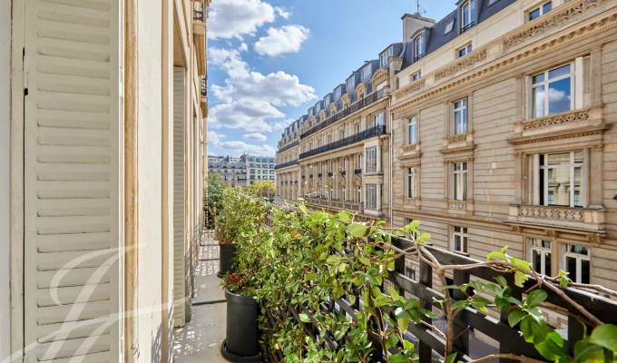 Sale Apartment Paris 16ème