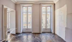 Sale Apartment Paris 1er