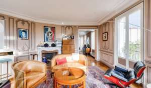 Sale Apartment Paris 8ème