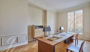 Sale Apartment Paris 8ème