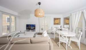 Sale Apartment Saint-Tropez