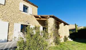 Sale Bastide Gordes