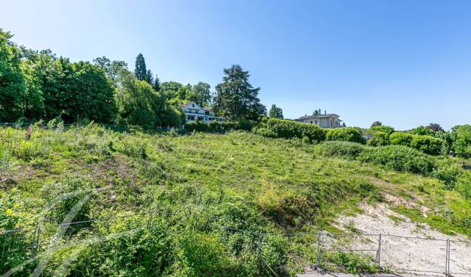 Sale Building land Cologny