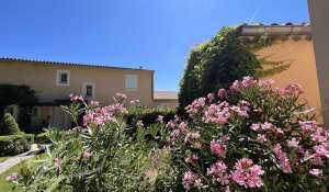 Sale Property Saint-Saturnin-lès-Apt