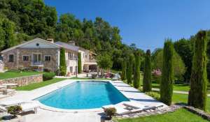 Sale Property Valbonne