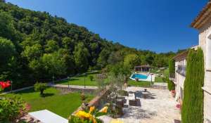 Sale Property Valbonne