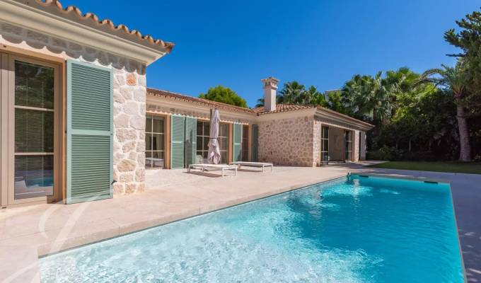 Sale Villa Santa Ponsa