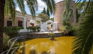 Seasonal rental House Cala Bou