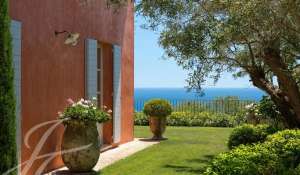 Seasonal rental Property Cannes