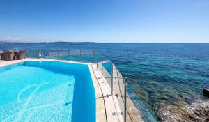 Seasonal rental Property Cannes