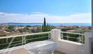 Seasonal rental Property Golfe-Juan