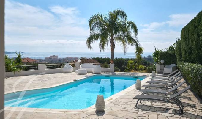 Seasonal rental Property Golfe-Juan