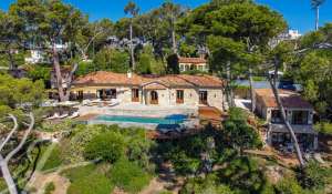 Seasonal rental Villa Antibes