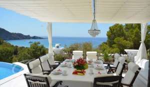 Seasonal rental Villa Port Roig