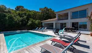 Seasonal rental Villa Sainte-Lucie-de-Porto-Vecchio