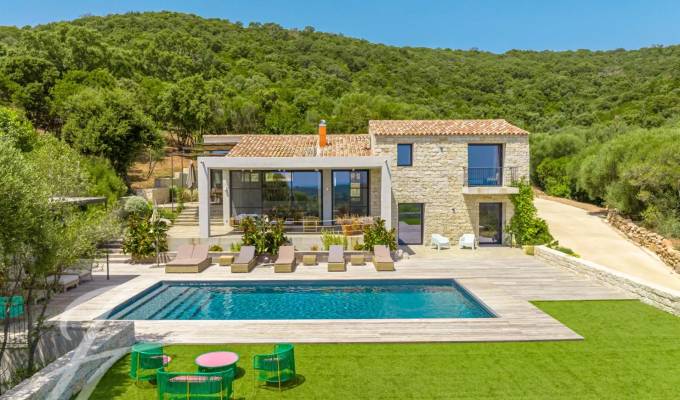 Seasonal rental Villa Sainte-Lucie-de-Porto-Vecchio